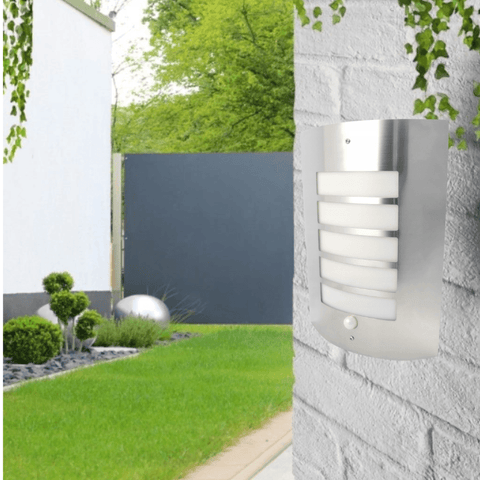 aplica LED cu senzor fatada, aplica exterior cu senzor, aplica led exterior, aplica perete cu senzor, aplici cu senzor, aplice led exterior cu senzor, aplice cu senzor, aplica led fatada cu senzor, aplica led perete exterior, aplica exterior terasa cu senzor, aplica iluminat exterior cu senzor, aplica cu senzor ieftina