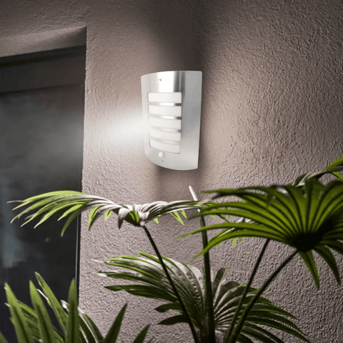 aplica LED cu senzor fatada, aplica exterior cu senzor, aplica led exterior, aplica perete cu senzor, aplici cu senzor, aplice led exterior cu senzor, aplice cu senzor, aplica led fatada cu senzor, aplica led perete exterior, aplica exterior terasa cu senzor, aplica iluminat exterior cu senzor, aplica cu senzor ieftina