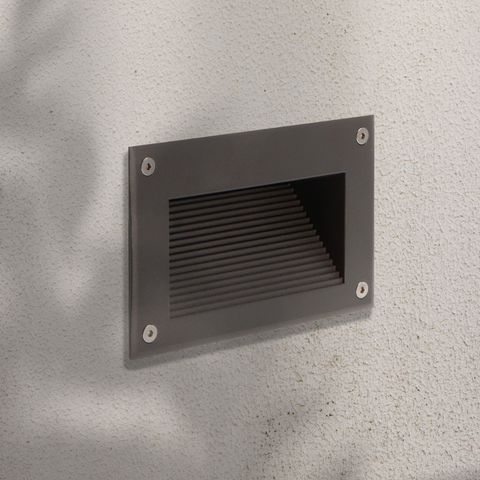 Aplica led incastrata in perete, carcasa neagra din aluminiu, ip65 ik08, rezistenta maxima la lovituri si apa, led-box.ro