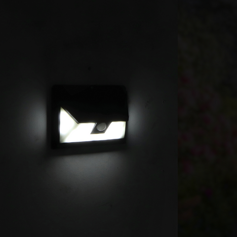 aplica solara 10w, aplica cu incarcare solara, aplica led solara, aplica cu senzor, aplice solare exterior, aplice cu senzor, aplica cu senzor crepuscular, aplica solara senzor, led-box.ro