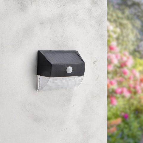 aplica solara 3w, aplic cu incarcare solara, aplica led solara, aplica cu senzor, aplice solare exterior, aplice cu senzor, aplica cu senzor repuscular, aplica solara senzor, led-box.ro