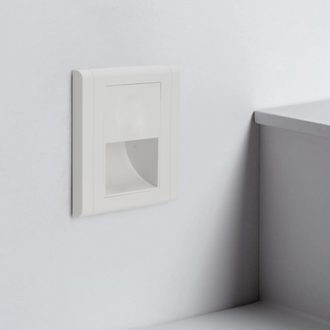Corp de iluminat orientativ, lumina naturala, ideal pentru trepte sau holuri, led-box.ro