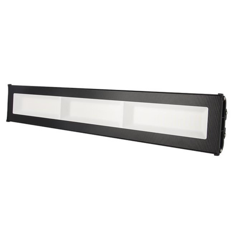 Lumină LED industrială IP65, model suspendat, construcție robustă din aluminiu și sticlă