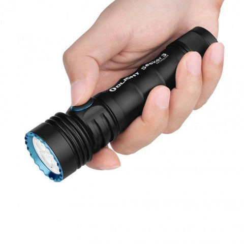 Lanterna reincarcabila Olight Seeker 3, lanterna led reincarcabila, lanterna tactica, lanterna puternica, lanterna Olight, lanterna profesionala, lanterna led cu acumulator, lanterna premium, led-box.ro