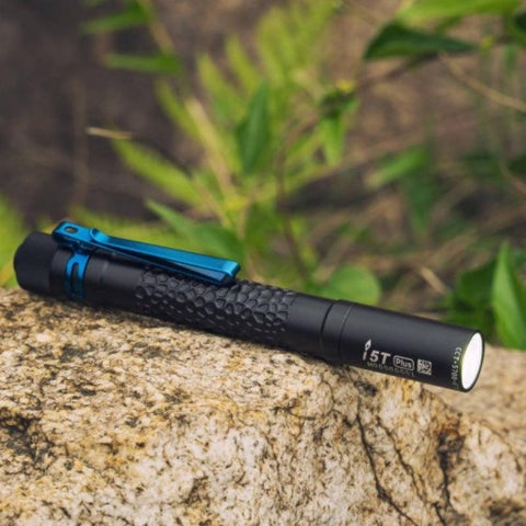 Lanterna tactica Olight I5T plus Pebble design, waterproof - led-box.ro