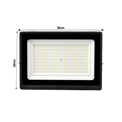 Proiector LED profesional 150W 13500 lumeni pentru parcări și curți