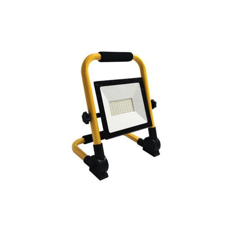 proiector LED 230v, proiector exterior, proiector de lucru, proiector portabil, proiector led cu maner, proiector iluminat exterior, proiector rezistent la apa, proiector 50w, proiector dedeman, proiector led cu suport