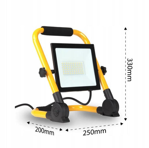 proiector LED 230v, proiector exterior, proiector de lucru, proiector portabil, proiector led cu maner, proiector iluminat exterior, proiector rezistent la apa, proiector 50w, proiector dedeman, proiector led cu suport