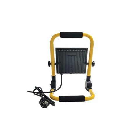 proiector LED 230v, proiector exterior, proiector de lucru, proiector portabil, proiector led cu maner, proiector iluminat exterior, proiector rezistent la apa, proiector 50w, proiector dedeman, proiector led cu suport