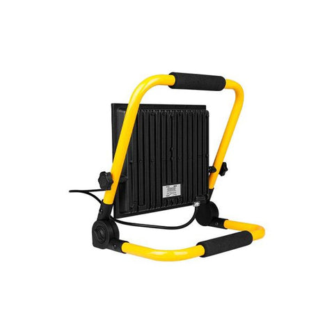 proiector LED 230v, proiector exterior, proiector de lucru, proiector portabil, proiector led cu maner, proiector iluminat exterior, proiector rezistent la apa, proiector 100w, proiector dedeman, proiector led cu suport