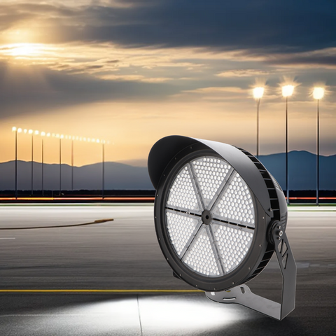 proiector rotund arene sportive, proiectoare terenuri sport, proiector led Philips, proiectoare pentru stadioane, Proiector LED Rotund, proiector panouri publicitare, proiectoare santiere, proiectoare parcări, proiector led 600w, led-box.ro