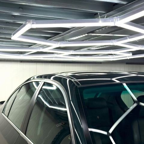 tavan led hexagon 750w, detailing auto, tavan honey comb, tavan cu led hexagon, tavane honeycomb 750w, tavane showroom, tavane hexagonale, led-box.ro