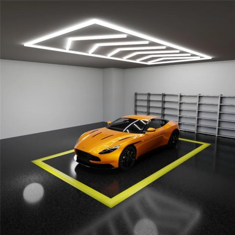 Tavan LED hexagonal 384W iluminând uniform un showroom