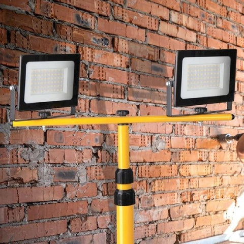 trepied cu 2 proiectoare 50w, trepied dublu reglabil, trepied dublu proiector, proiectoare led cu trepied dublu, proiector cu trepied dublu, proiectoare led trepied dublu, proiector trepied, reflectoare lucru cu trepied dublu, trepied pentru proiectoare, trepied proiectoare dedeman, trepied proiectoare led, trepied reglabil, trepied de lucru cu 2 proiectoare, led-box.ro