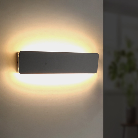 aplica LED pentru tablouri si decor interior