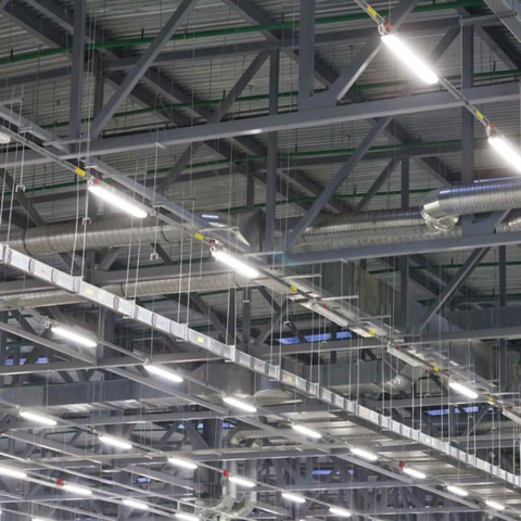corp etans pentru 2 x tub LED T8 pentru spații tehnice sau umede, design compact și durabil