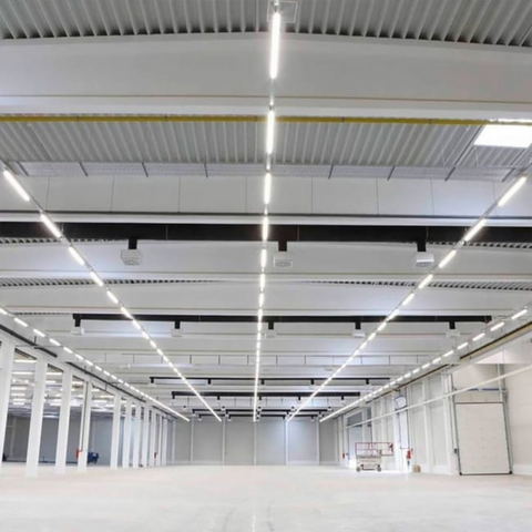 Corp etanș LED pentru tub T8 de 600 mm, IP65, montaj pe suprafață led-box.ro
