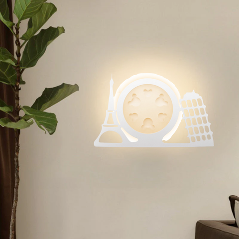 corp iluminat LED perete cu motiv parizian