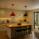 iluminat bar bucatarie cu pendule metalice