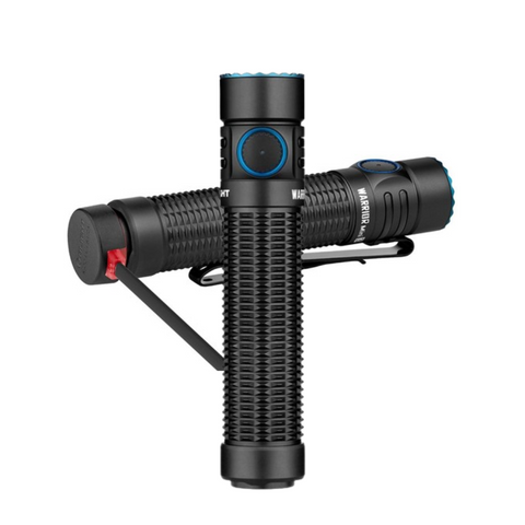 Prim-plan cu comutatorul lateral iluminat al lanternei Warrior Mini 3

