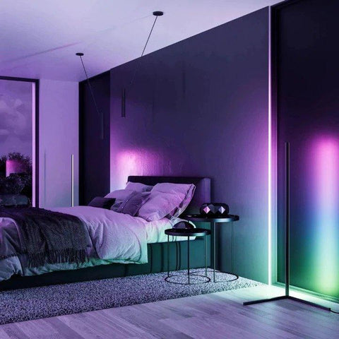 Lampa LED RGBW pentru colt, 20W 140cm, cu telecomanda, culoare negru-led-box.ro