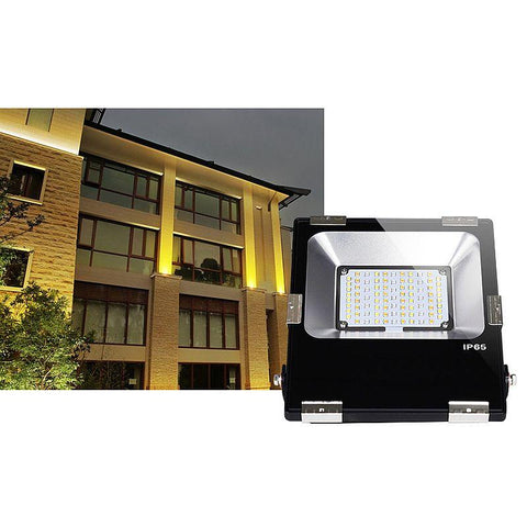 Proiector LED 30W RGB + CCT FUTT03, IP65 - led-box.ro